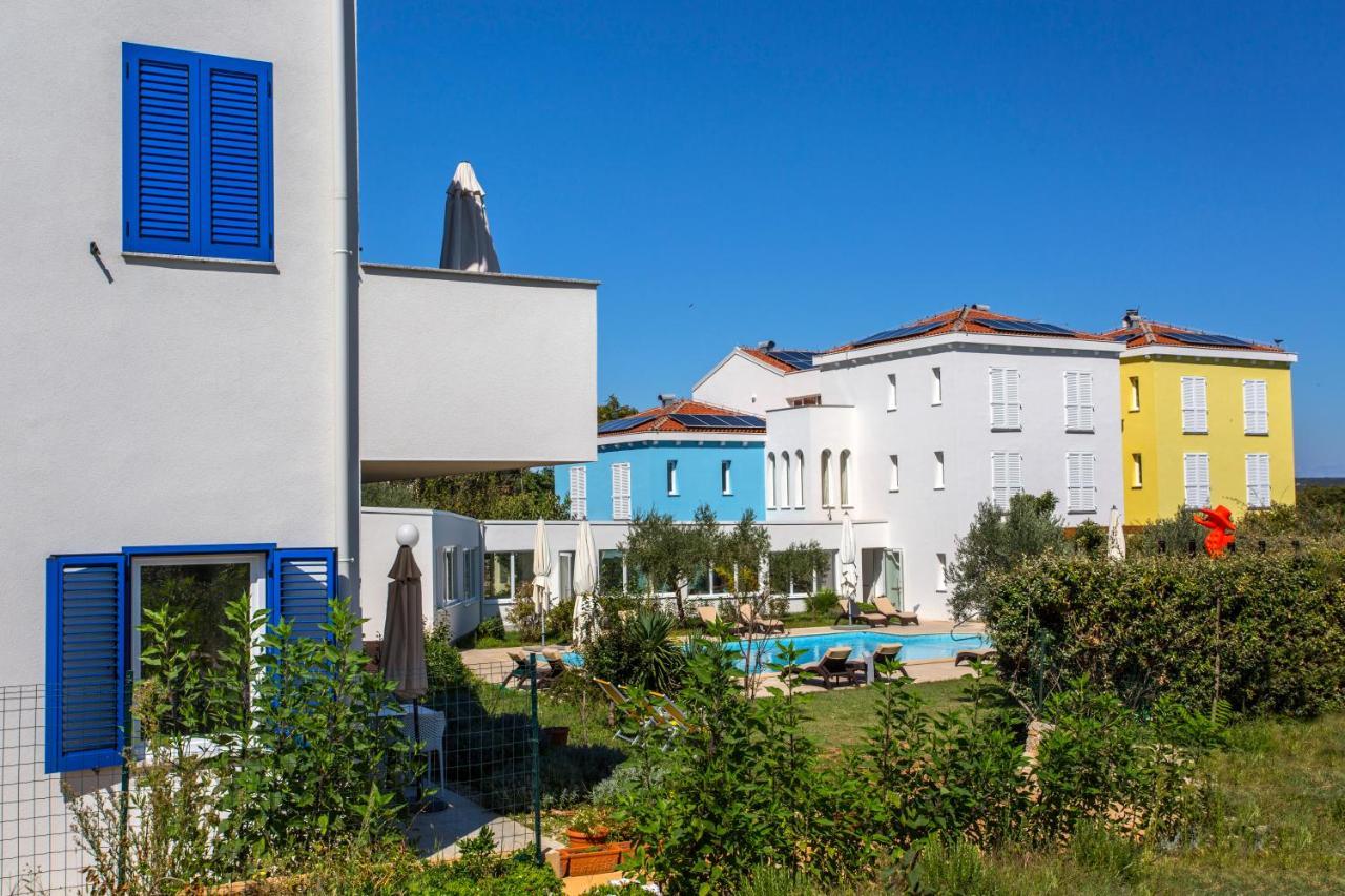 Hotel Manora Nerezine Exterior photo