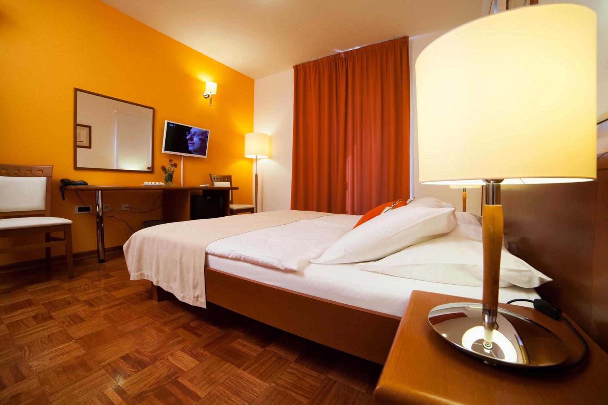 Hotel Manora Nerezine Room photo
